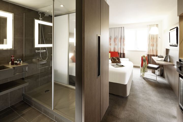 Room 36 of 130