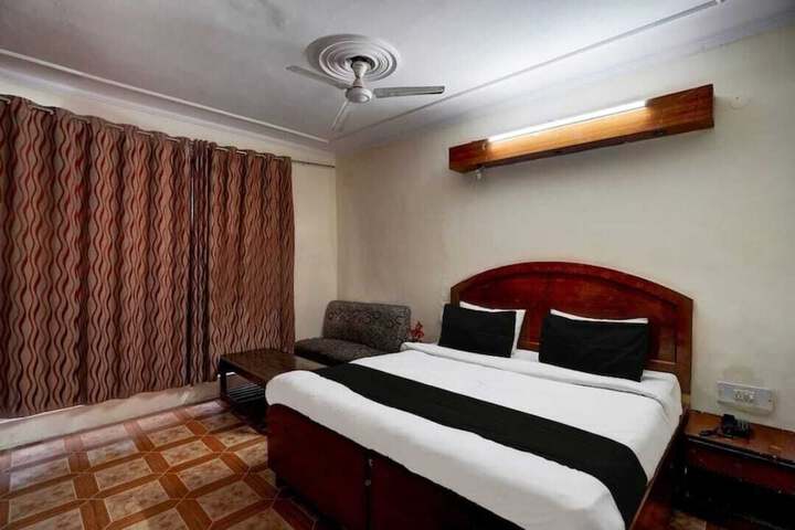 Room 7 of 17