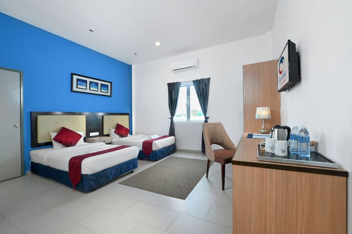 Room 6 of 48