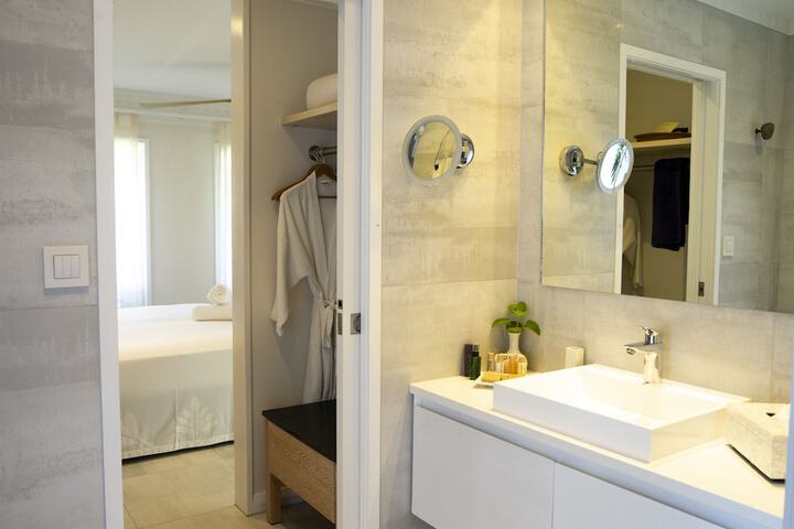 Clean Restrooms