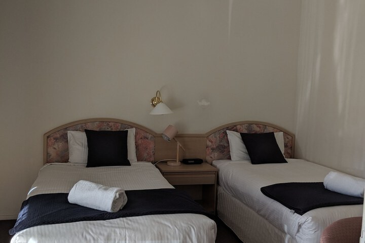 Room 7 of 51