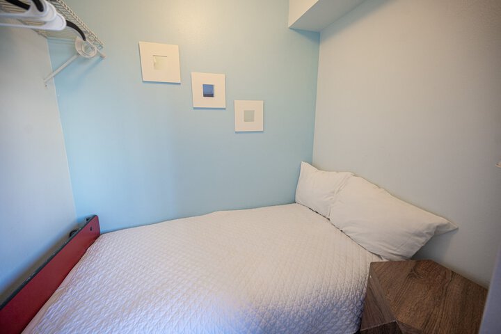 Room 14 of 63