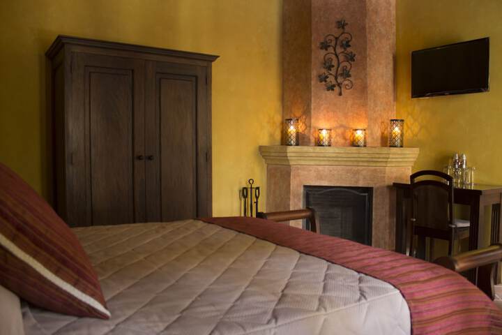 Room 10 of 65