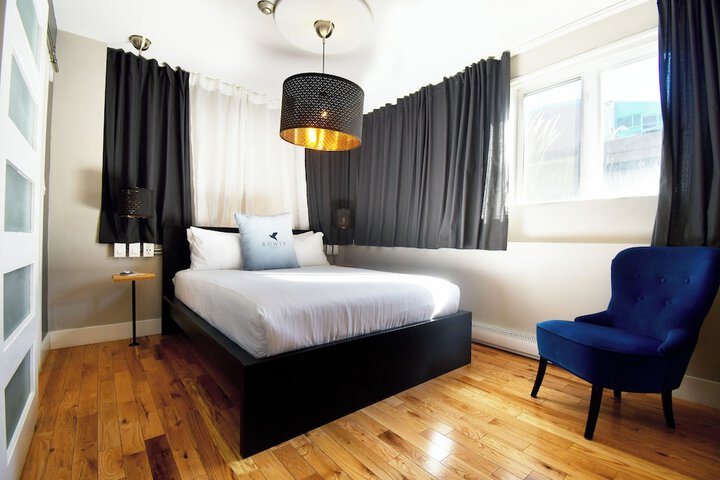 Room 2 of 15