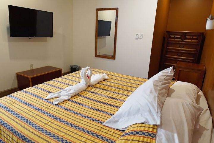 Room 32 of 87
