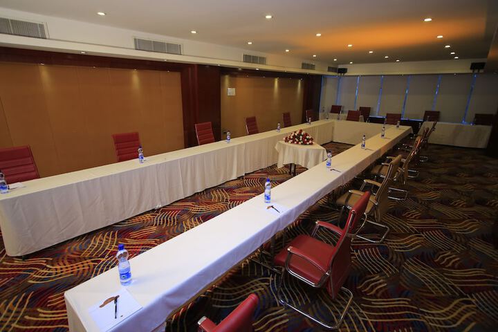 Ballroom/Hall 109 of 116