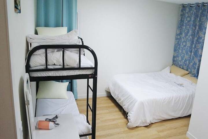 Room 8 of 49