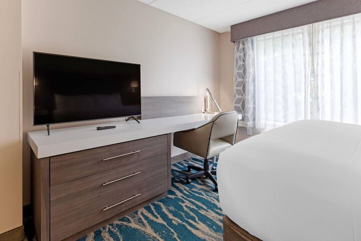 Room 30 of 67
