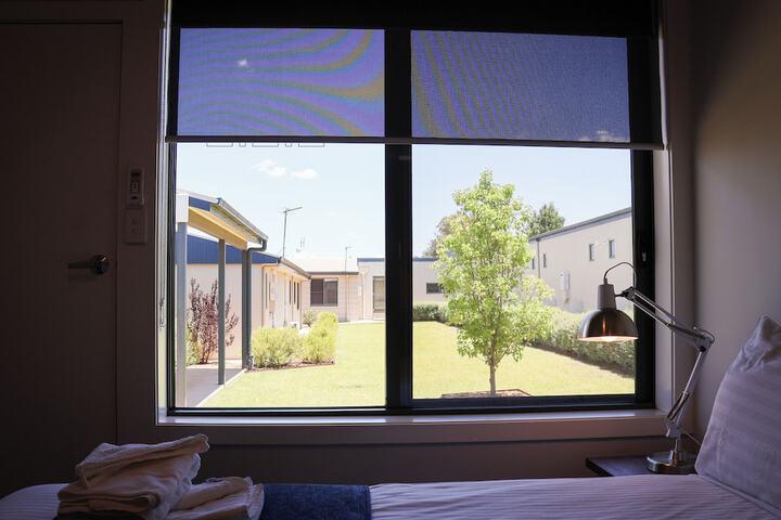 Room 11 of 83