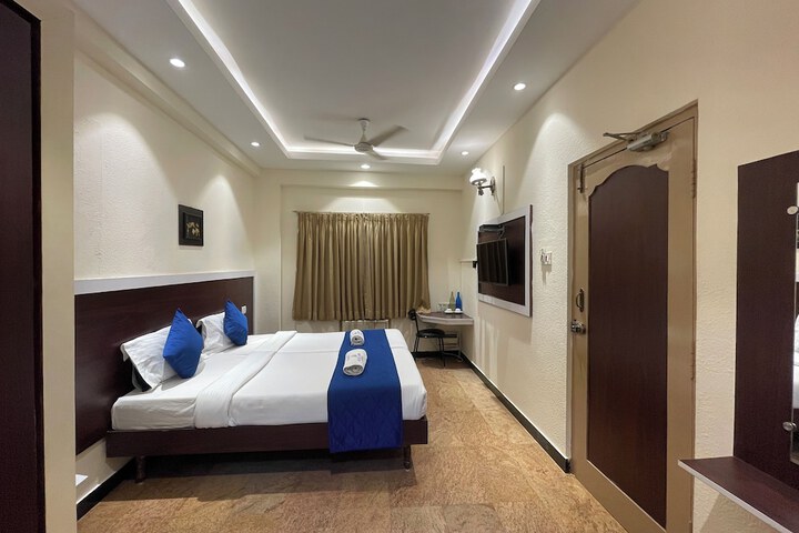 Room 18 of 35