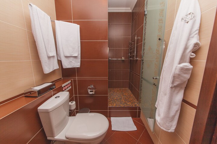 Room 41 of 48