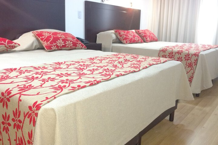 Room 14 of 37