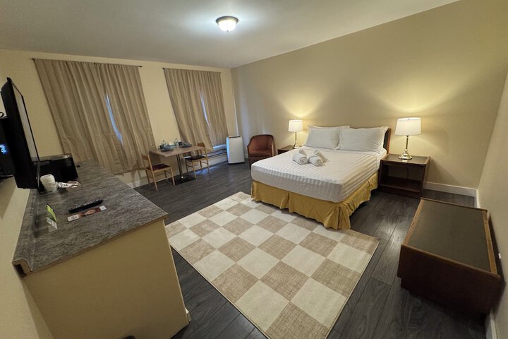 Room 19 of 36