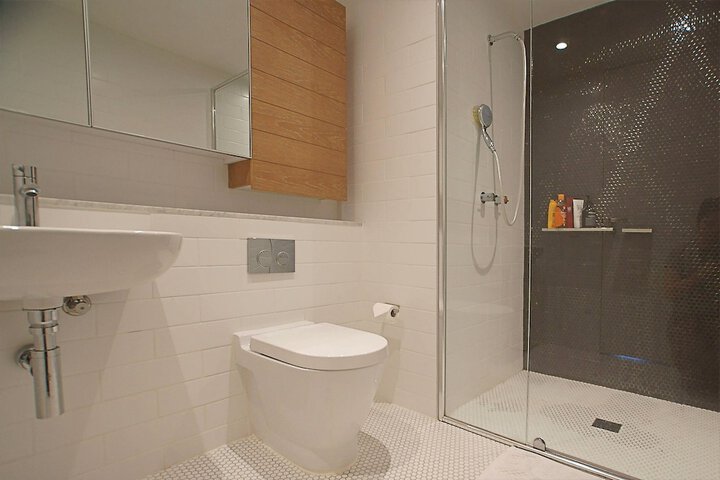Room 16 of 21