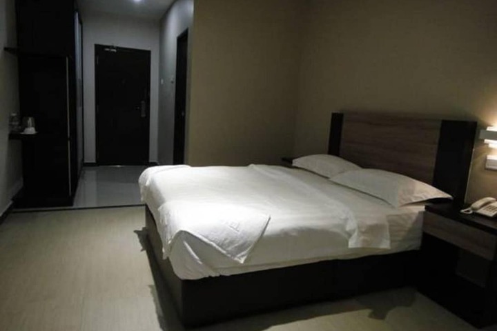 Room 22 of 47