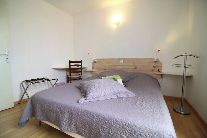 Room 5 of 35