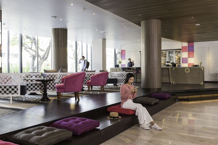 Guest Lobby