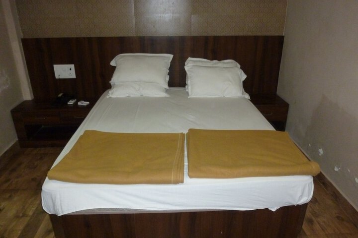 Room 21 of 48
