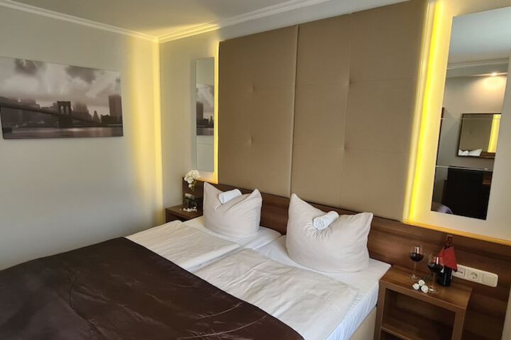 Room 12 of 41