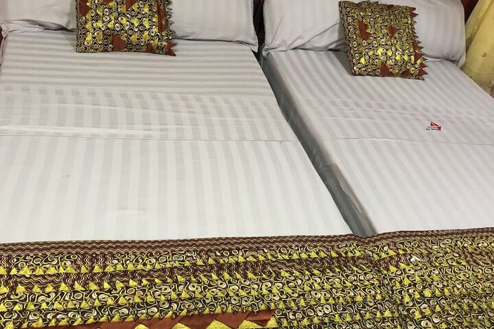 Room 10 of 112