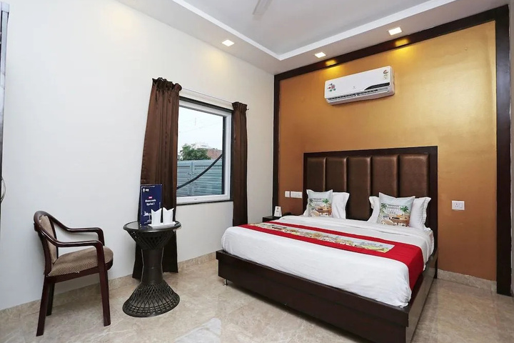 Room 20 of 20