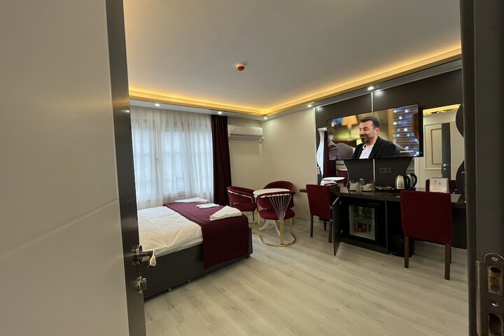 Room 36 of 108