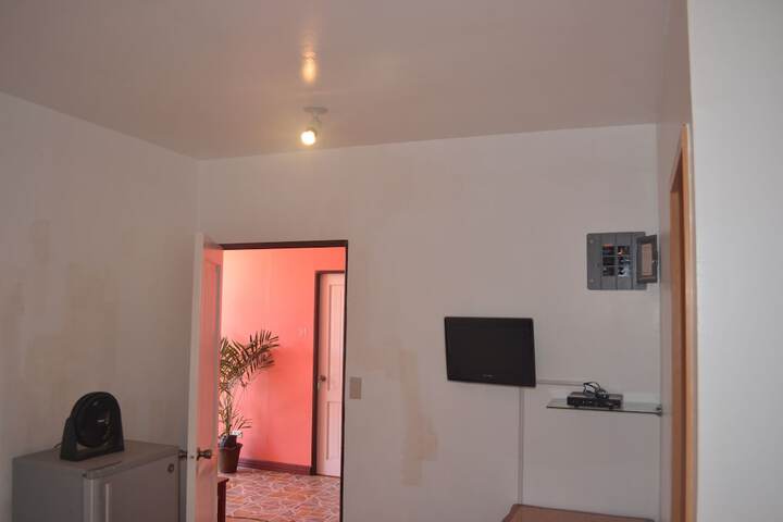 Room 5 of 141