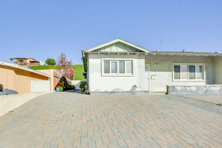 Exterior of Chula Vista Unit: 12 Mi to Downtown San Diego!