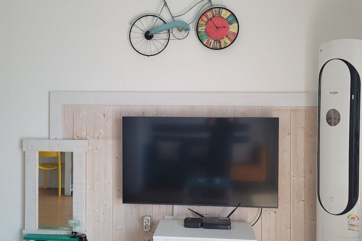 Room 27 of 53