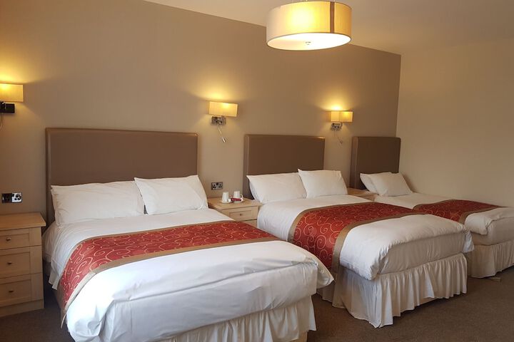 Room 10 of 40