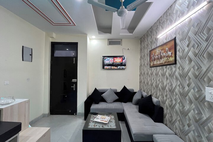 Hotel Interior 2 of 14