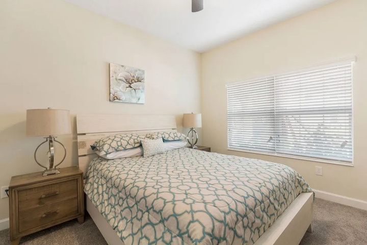Room 5 of 27
