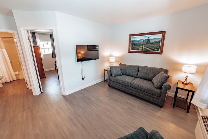Room 30 of 52