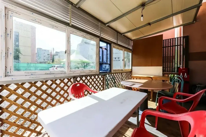 Terrace/Patio 7 of 11