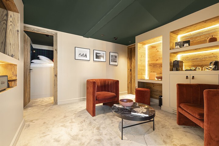 Room 61 of 135