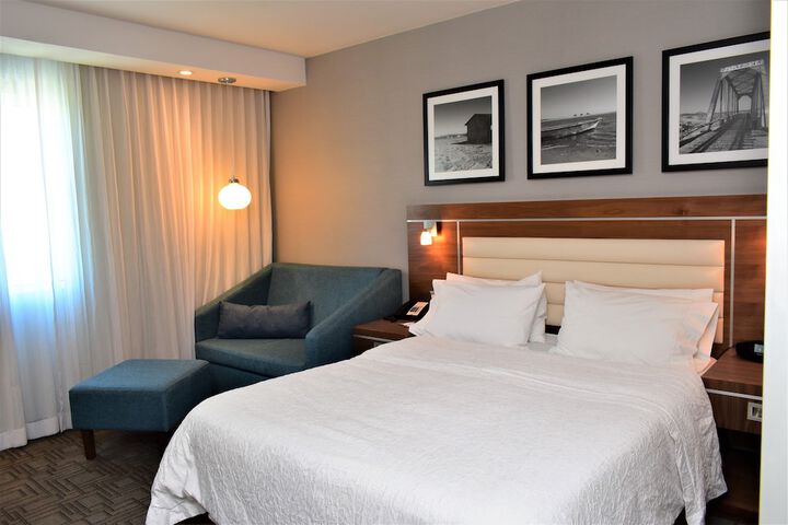 Room 14 of 82