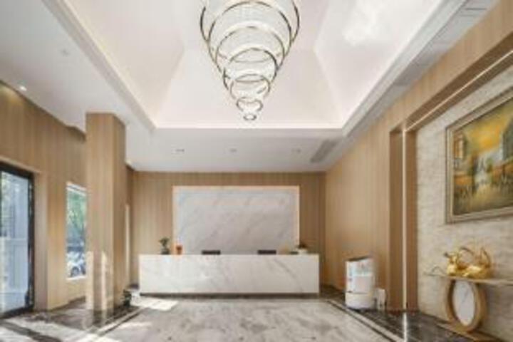 1982 Fashion Hotel (Taizhou East Business District)