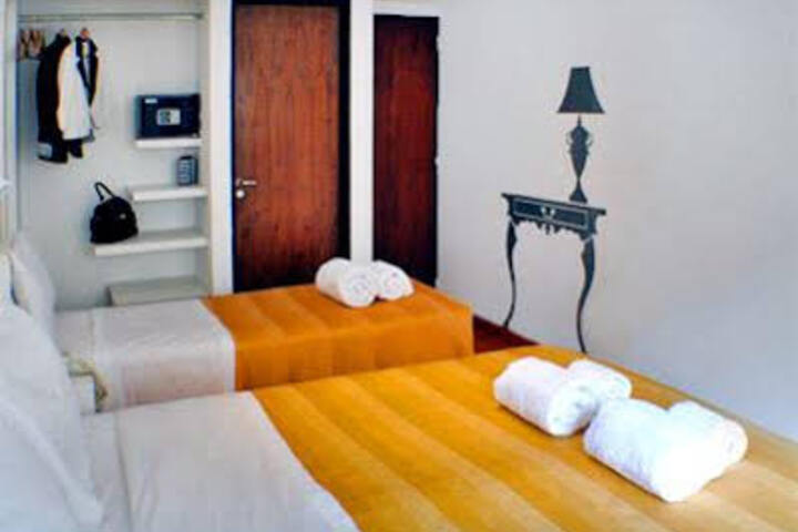Room 2 of 4