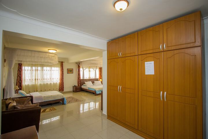 Room 9 of 39