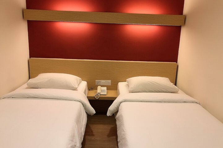 Room 19 of 73