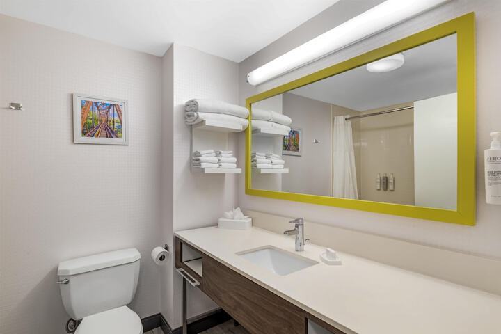 Room 70 of 88