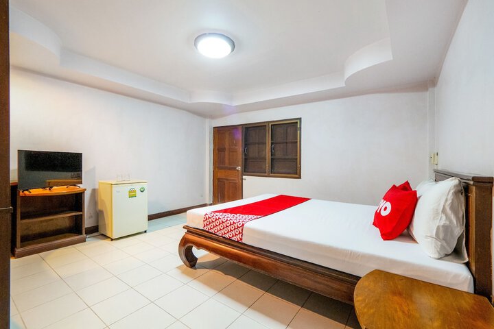 Room 37 of 65