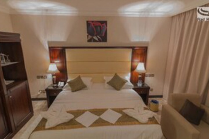 Room 18 of 22