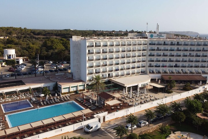 Hotel 64 of 68