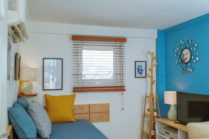 Room 2 of 29