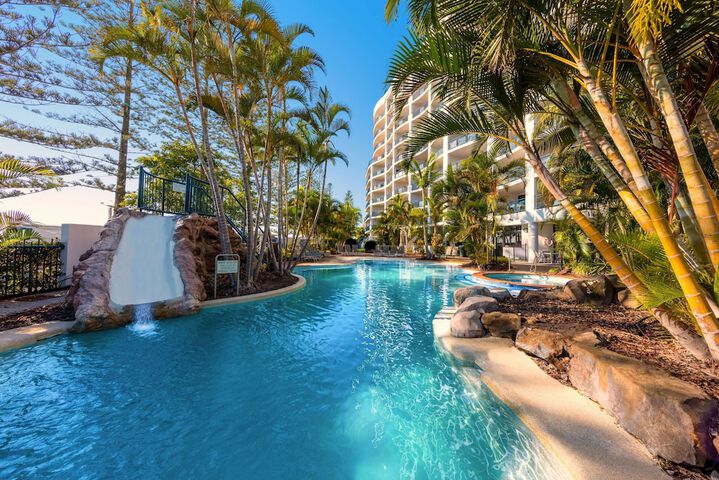 Hotel with Pool