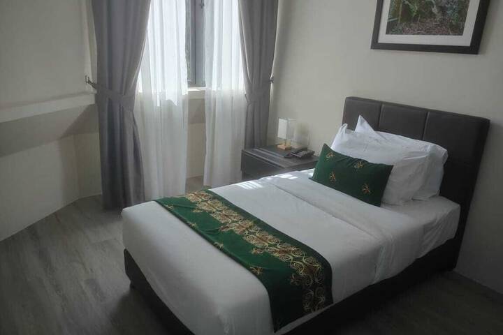 Room 20 of 43