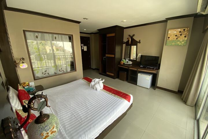 Room 29 of 53