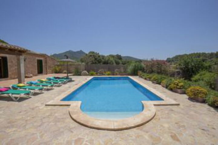 Pool 44 of 51