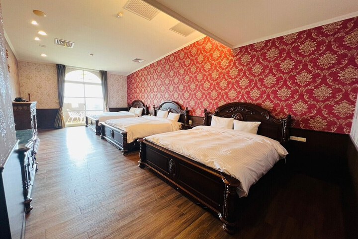 Room 15 of 67